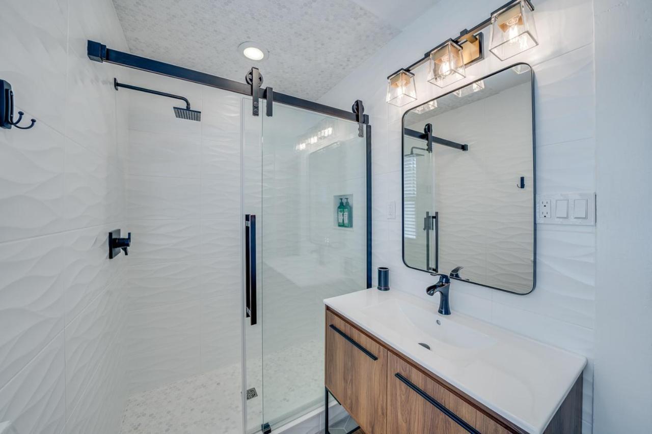 Updated Early 1900S 2Br Cottage Walking Distance To Downtown With Onsite Parking St. Augustine Kültér fotó